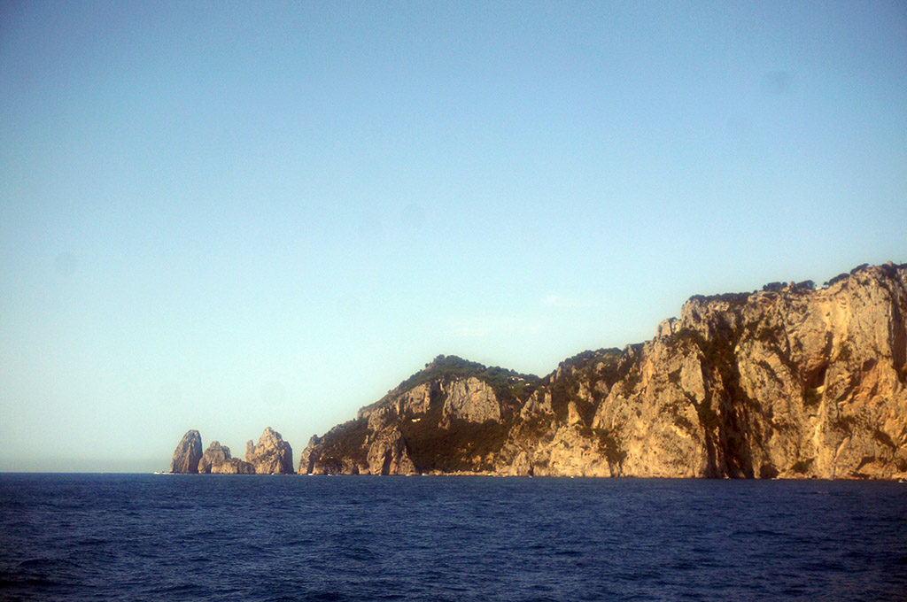 Capri'ye giderken - Faraglioni